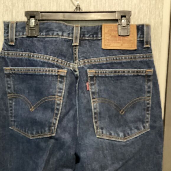 NWOT. Levi’s Women’s Size 8 Short Slim Fit with Tapered Leg 5 Pocket Jeans. - Picture 5 of 9